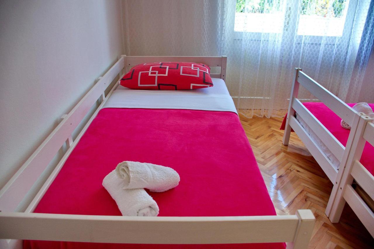 Two Bedroom Apartments Elvira Novalja Eksteriør billede