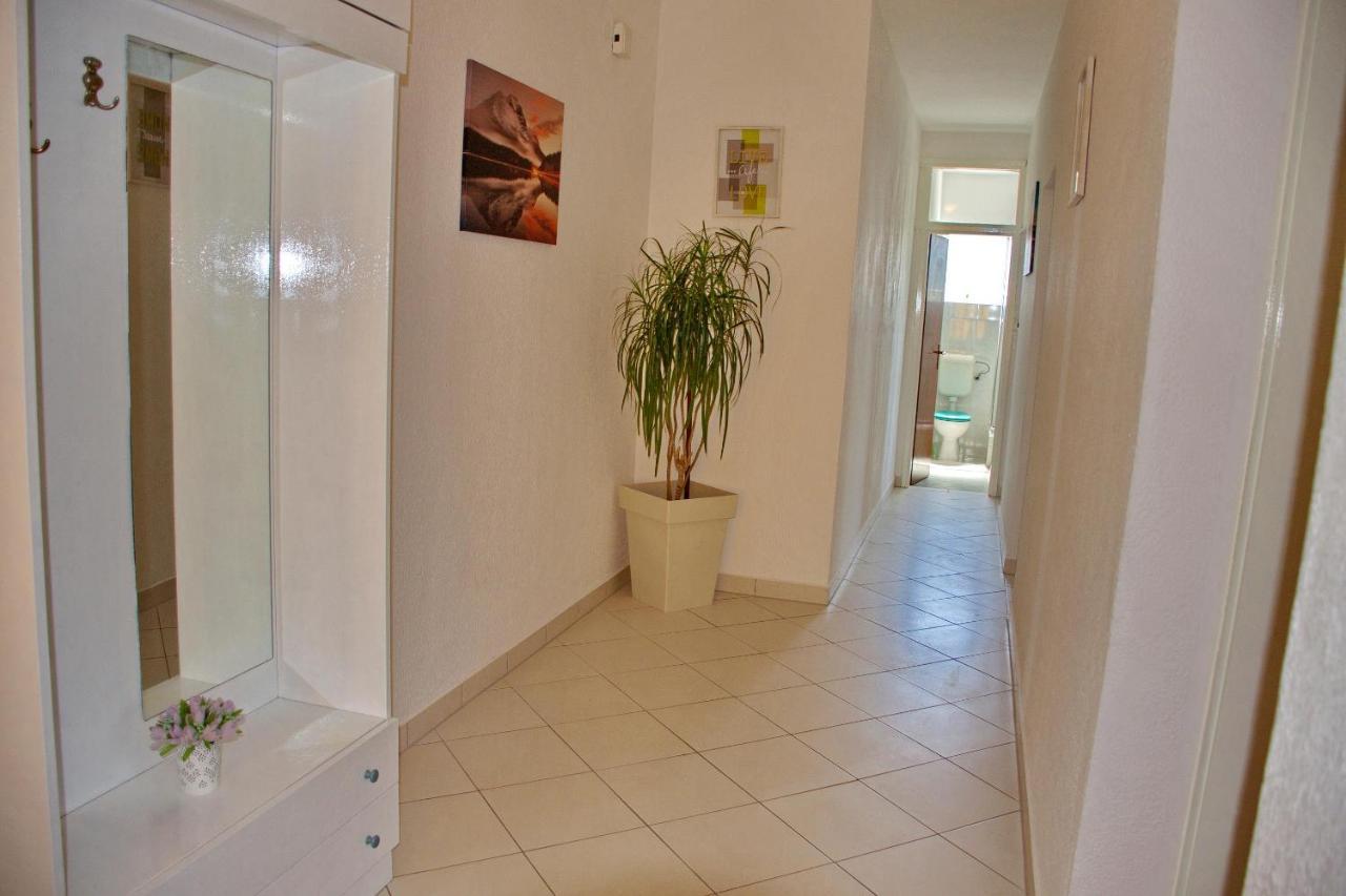 Two Bedroom Apartments Elvira Novalja Eksteriør billede