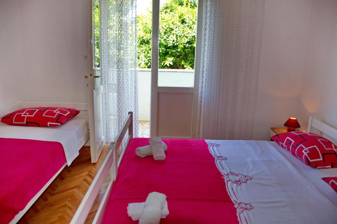 Two Bedroom Apartments Elvira Novalja Eksteriør billede