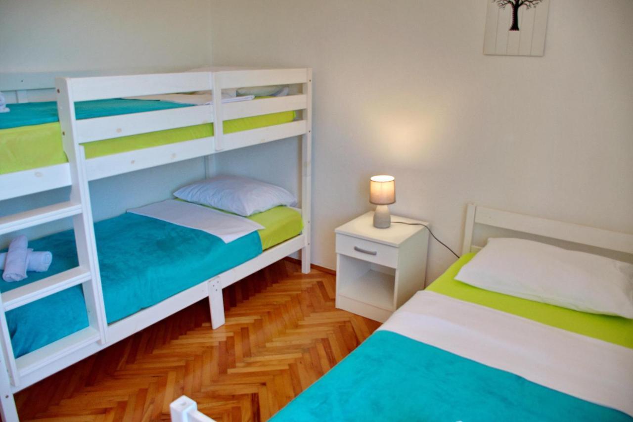 Two Bedroom Apartments Elvira Novalja Eksteriør billede